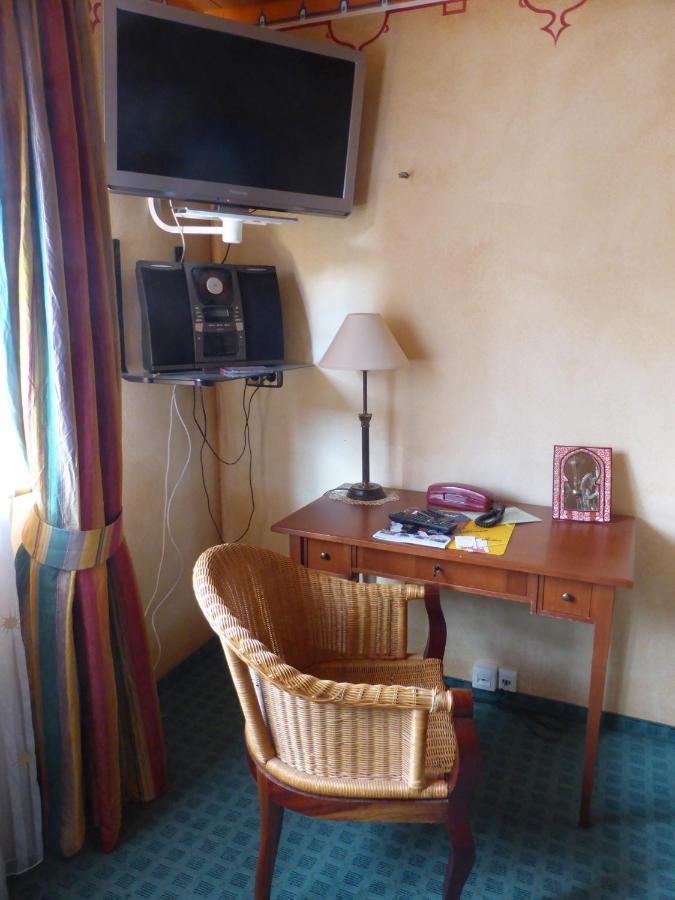 Gasthaus Storchen Hellas Haslach im Kinzigtal Ruang foto